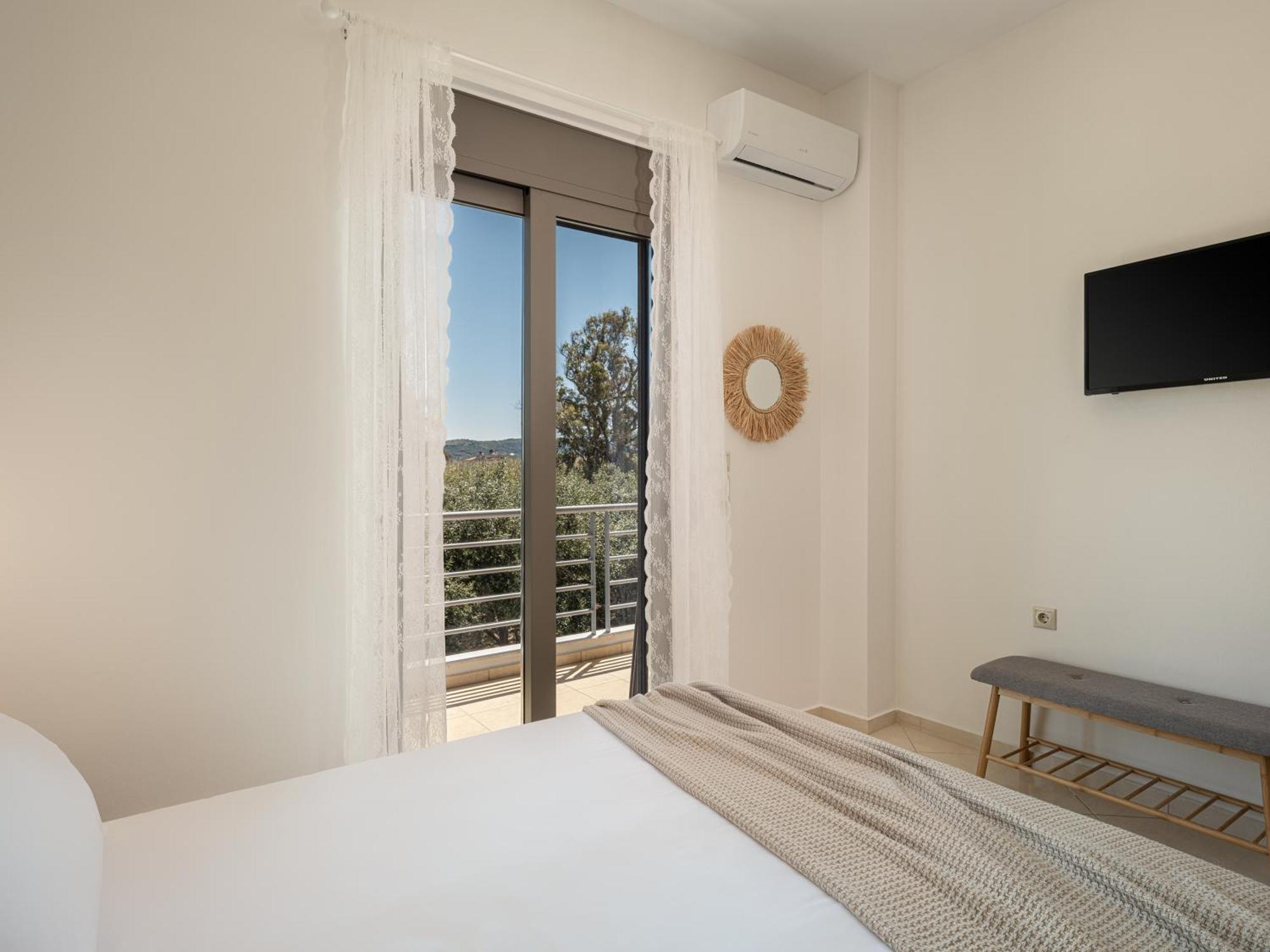 Sol Luxury Apartment - Close To The Beach With A Private Mini Pool Chania  Exterior foto